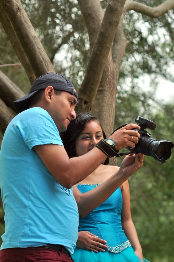 SERVICIO DE FOTOGRAFÍA PARA QUINCE AÑOS LIMA PERÚ